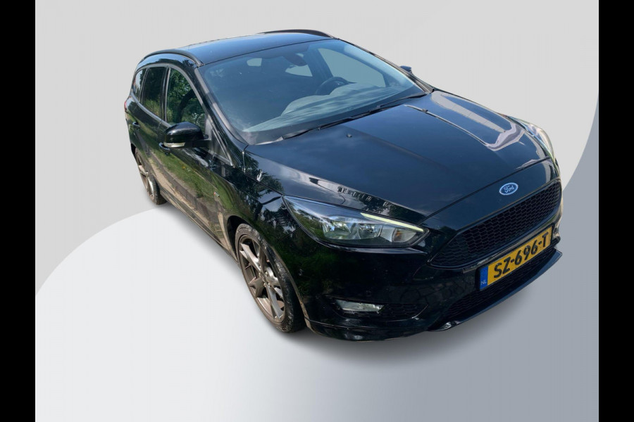 Ford FOCUS Wagon 1.0 ST-Line 125pk Trekhaak | 18 inch velgen | Climate control | Voorruit verwarming | NLD auto | Carplay, Android auto
