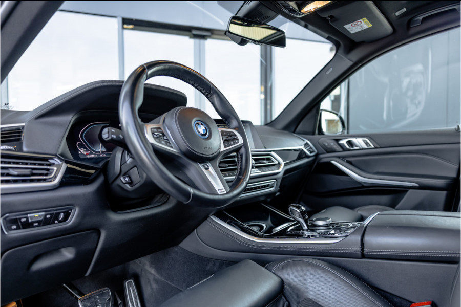 BMW X5 xDrive45e Executive - M Sport | Panorama | Kuipstoelen | Stoelkoeling & Massage | 360 Camera | HUD