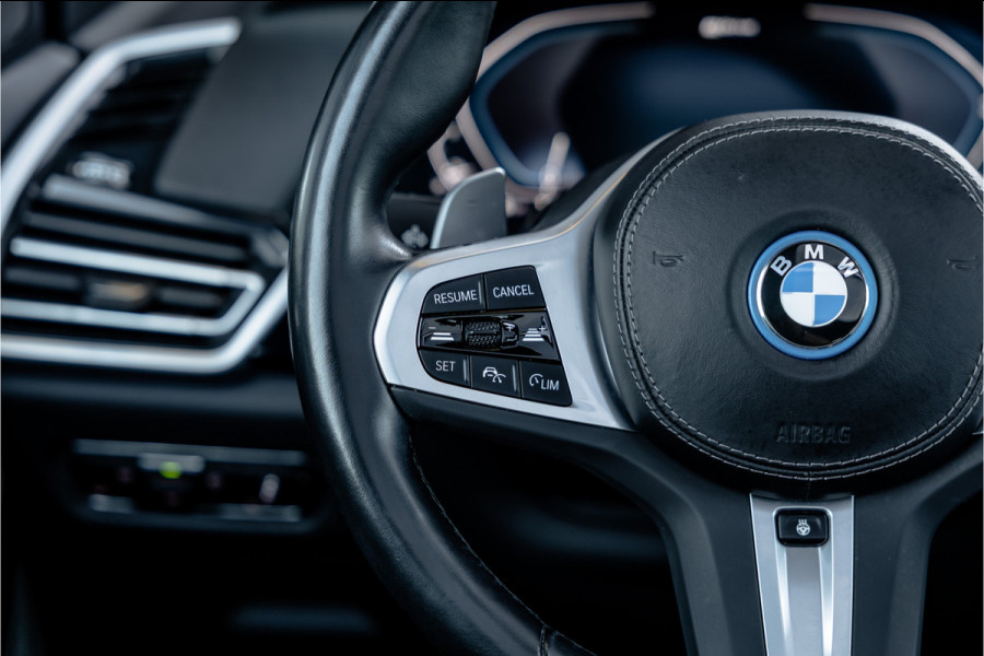 BMW X5 xDrive45e Executive - M Sport | Panorama | Kuipstoelen | Stoelkoeling & Massage | 360 Camera | HUD
