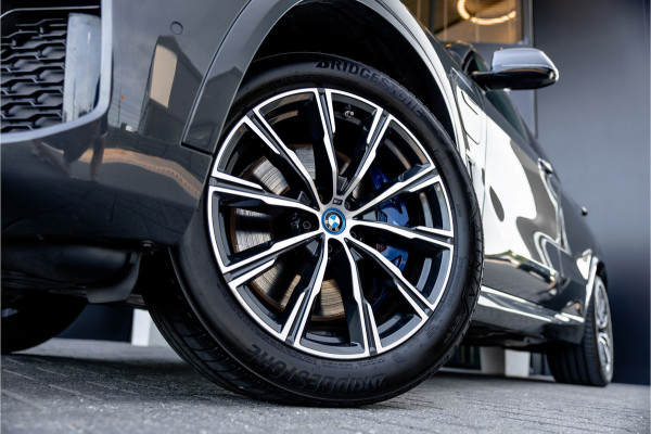BMW X5 xDrive45e Executive - M Sport | Panorama | Kuipstoelen | Stoelkoeling & Massage | 360 Camera | HUD