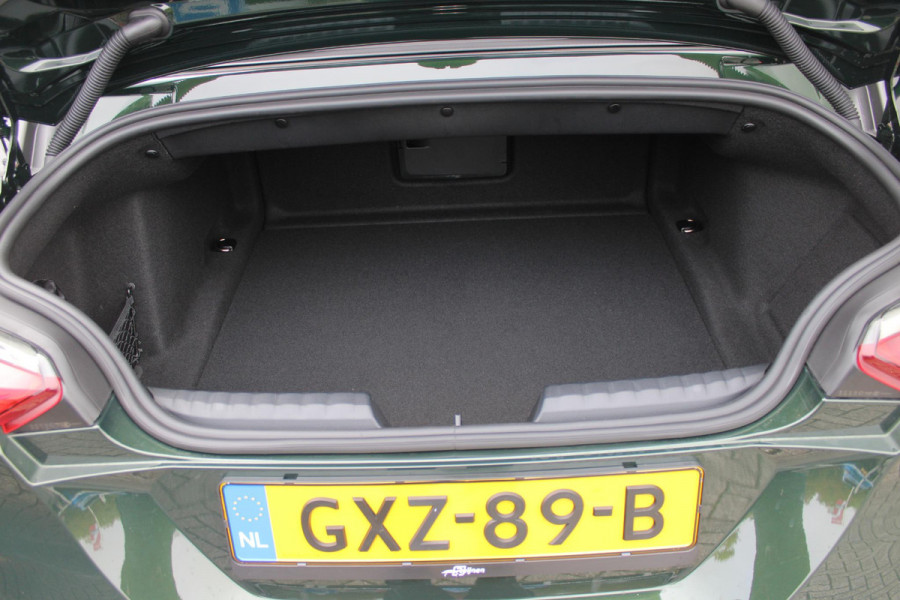 BMW Z4 Roadster sDRIVE 20i 197PK HIGH EXECUTIVE M-SPORT AUTOMAAT | M INTERIEURPAKKET  | M EXTERIEURPAKKET | M SPORTSTUUR | HARMAN KARDON | SFEERVERLICHTING IN 11 VERSCHILLENDE KLEUREN |19" VIJFDUBBELSPAAKS M SPORTWIELEN | NAVIGATIE | DRAADLOZE APPLE CARPLAY / ANDROID AUTO |  LEDER VERNASCA COGNAC | STOEL / STUUR VERWARMING | ACHTERUITRIJCAMERA | FULL LED KOPLAMPEN | SAFETY PAKKET | DODEHOEK DETECTIE |