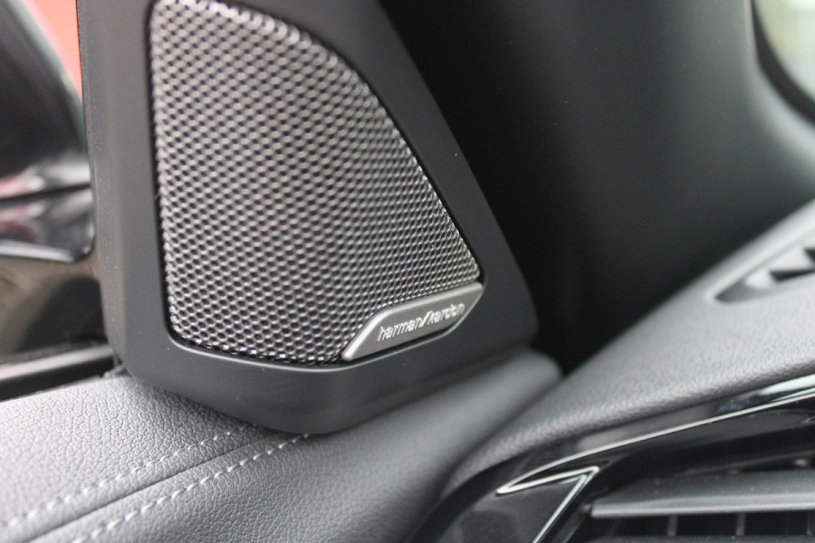 BMW Z4 Roadster sDRIVE 20i 197PK HIGH EXECUTIVE M-SPORT AUTOMAAT | M INTERIEURPAKKET  | M EXTERIEURPAKKET | M SPORTSTUUR | HARMAN KARDON | SFEERVERLICHTING IN 11 VERSCHILLENDE KLEUREN |19" VIJFDUBBELSPAAKS M SPORTWIELEN | NAVIGATIE | DRAADLOZE APPLE CARPLAY / ANDROID AUTO |  LEDER VERNASCA COGNAC | STOEL / STUUR VERWARMING | ACHTERUITRIJCAMERA | FULL LED KOPLAMPEN | SAFETY PAKKET | DODEHOEK DETECTIE |