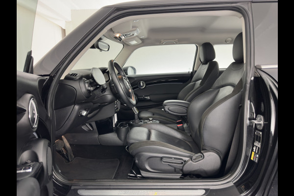MINI Electric MINI Yours 33 kWh [3-Fase-11kW] {Soh-96%} (INCL.BTW) Aut. *HEAT-PUMP | LEATHER-FABRIC | FULL-LED | NAVI-FULLMAP | SPORT-SEATS | AMBIENT-LIGHT | DIGI-COCKPIT | DAB+ | ECC | PDC | CRUISE | 16''ALU*