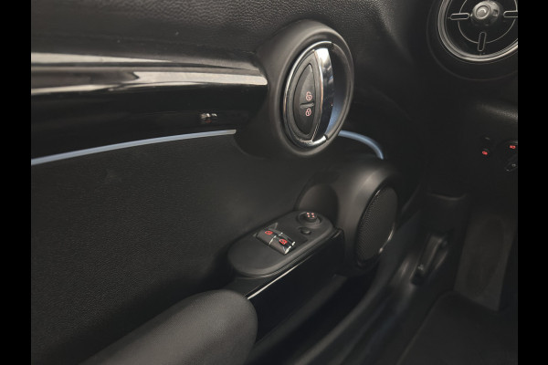 MINI Electric MINI Yours 33 kWh [3-Fase-11kW] {Soh-96%} (INCL.BTW) Aut. *HEAT-PUMP | LEATHER-FABRIC | FULL-LED | NAVI-FULLMAP | SPORT-SEATS | AMBIENT-LIGHT | DIGI-COCKPIT | DAB+ | ECC | PDC | CRUISE | 16''ALU*