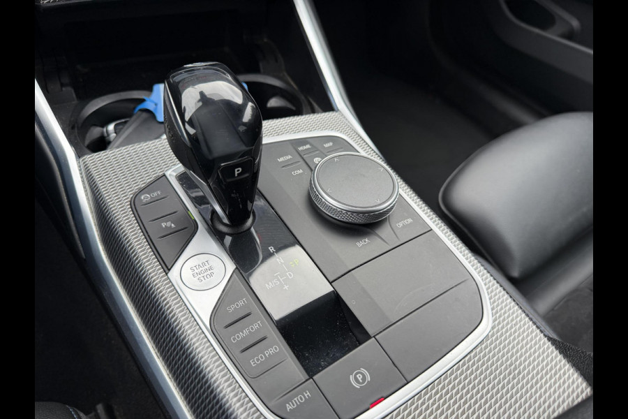BMW 3 Serie Touring 320d High Executive M-Sport | Navigatie | DAB | Parkeersensoren | Elektrische Achterklep |