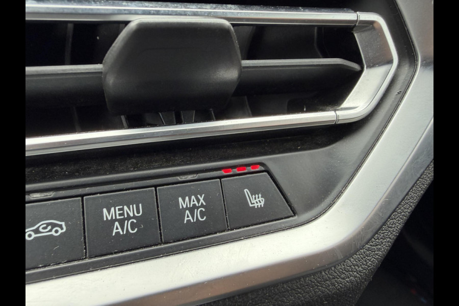 BMW 3 Serie Touring 320d High Executive M-Sport | Navigatie | DAB | Parkeersensoren | Elektrische Achterklep |
