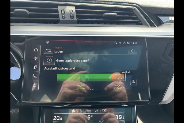 Audi e-tron Sportback 55 quattro Business edition Plus 95 kWh NL-AUTO | SOH 90%| PANODAK | LEDER