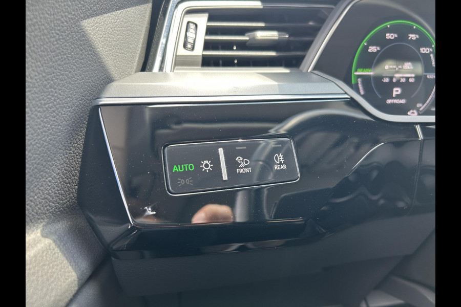 Audi e-tron Sportback 55 quattro Business edition Plus 95 kWh NL-AUTO | SOH 90%| PANODAK | LEDER