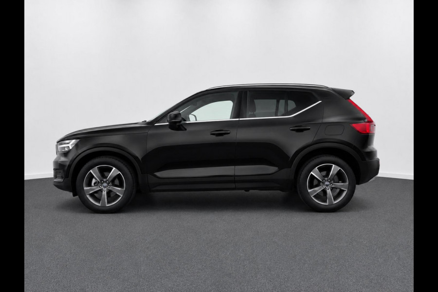 Volvo XC40 1.5 T4 Recharge Inscription Expression SoH 90% Navigatie Apple Carplay Android Auto Camera Parkeerhulp Cruise Control Stoel- en stuurverwarming Full led Elektrische achterklep Climate Control Lichtmetalen velgen