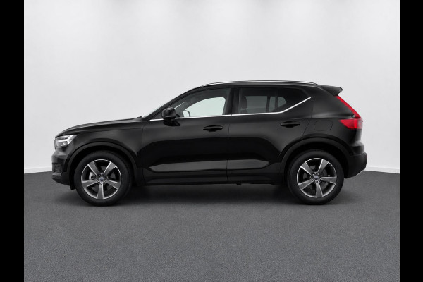 Volvo XC40 1.5 T4 Recharge Inscription Expression SoH 90% Navigatie Apple Carplay Android Auto Camera Parkeerhulp Cruise Control Stoel- en stuurverwarming Full led Elektrische achterklep Climate Control Lichtmetalen velgen