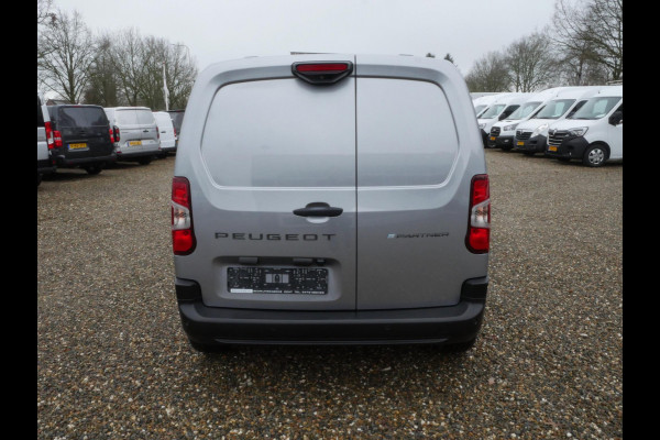 Peugeot e-Partner 136KW L1 50KWH Accu 98% Airco Auto verkeerd in staat van nieuw
