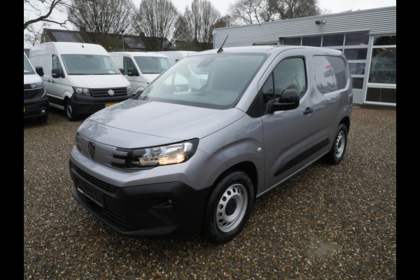Peugeot e-Partner 136KW L1 50KWH Accu 98% Airco Auto verkeerd in staat van nieuw