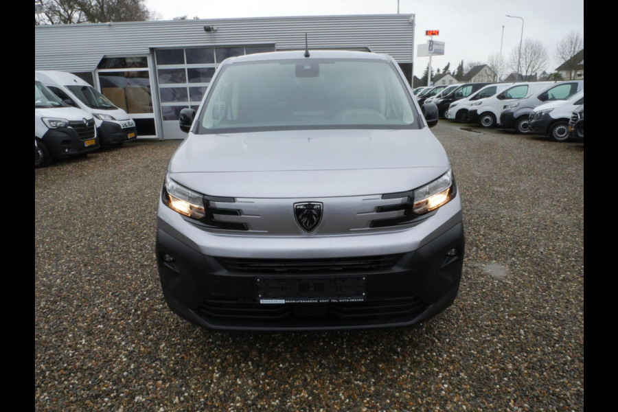 Peugeot e-Partner 136KW L1 50KWH Accu 98% Airco Auto verkeerd in staat van nieuw