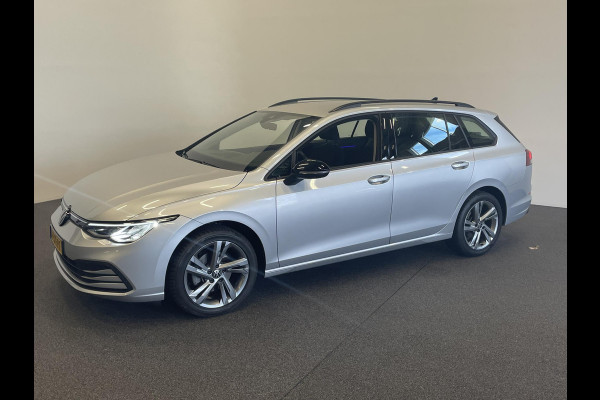 Volkswagen Golf Variant 1.0 eTSI 110pk DSG Life Automaat Navigatie Climate Control Parkeer sensoren Cruise control adaptieve Stoelverwarming Led