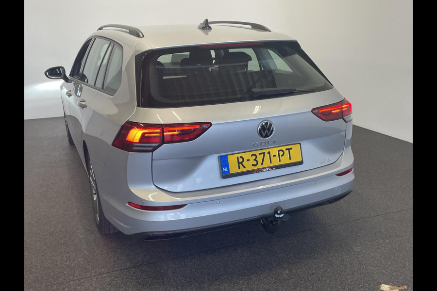 Volkswagen Golf Variant 1.0 eTSI 110pk DSG Life Automaat Navigatie Climate Control Parkeer sensoren Cruise control adaptieve Stoelverwarming Led