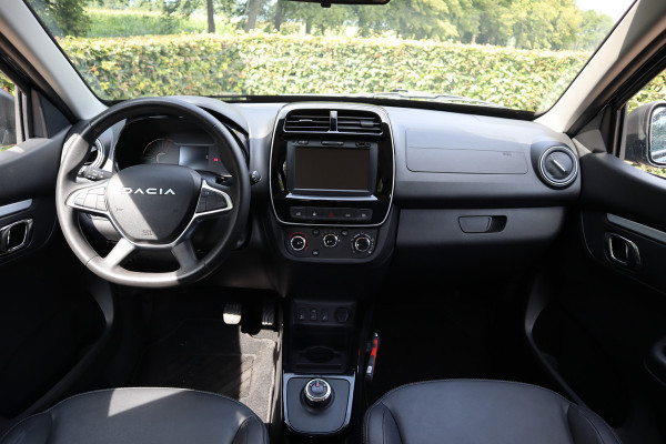 Dacia Spring Expression 27 kWh | Carplay | Camera | Lederen bekleding |