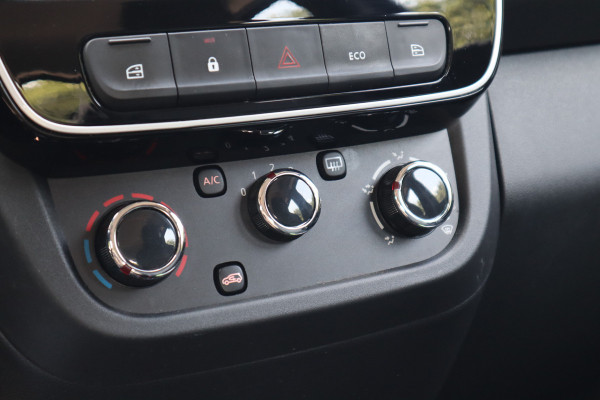 Dacia Spring Expression 27 kWh | Carplay | Camera | Lederen bekleding |