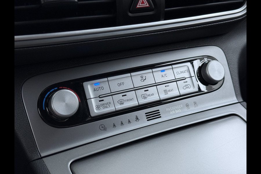 Hyundai Kona EV Comfort 64kWh 3-Fase Laden Warmtepomp Adap.Cruise SOH 100% Camera Navi* Apple Carplay Android Auto Ecc Pdc Keyless Lane Assist Bluetooth DAB Led FCA Origineel Nederlandse Auto