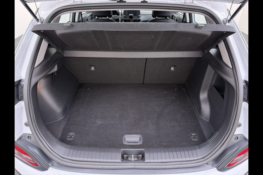 Hyundai Kona EV Comfort 64kWh 3-Fase Laden Warmtepomp Adap.Cruise SOH 100% Camera Navi* Apple Carplay Android Auto Ecc Pdc Keyless Lane Assist Bluetooth DAB Led FCA Origineel Nederlandse Auto
