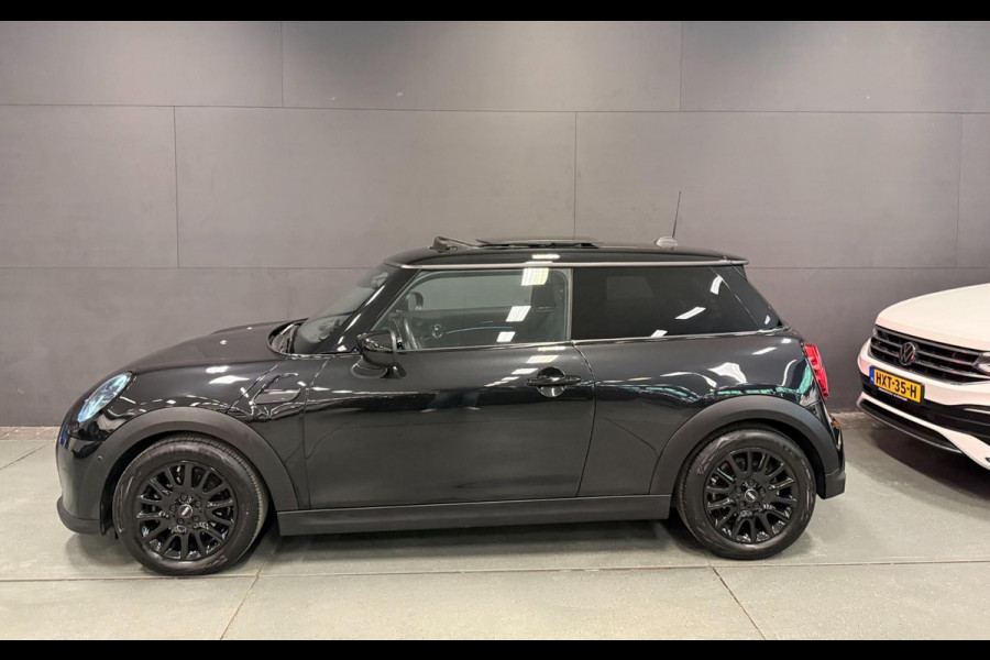 MINI Cooper 1.5 Cooper BLACK-EDITION PANO/H-UP/NAVI/CAM/DAB/CARPLAY/H-KARDON///