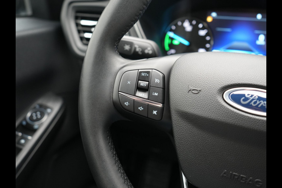 Ford Kuga 2.5 PHEV 225pk Dealer O.H Cruise Control | Stoelverwarming | Apple Carplay | Navigatie | DAB | 17"L.M | Plug In Hybrid |