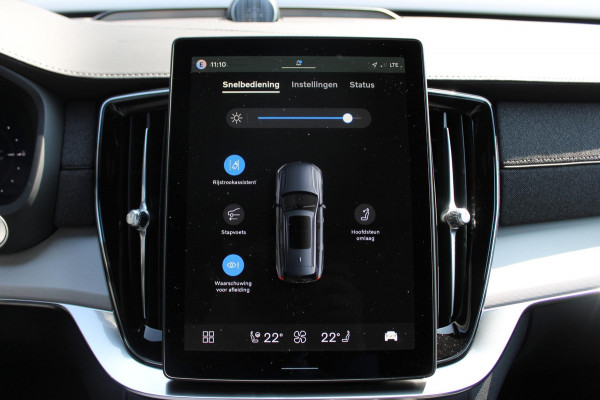 Volvo XC90 T8 406pk Automaat AWD Ultra Black Edition / Stoelmassage - en ventilatie / Luchtvering / Trekhaak / Panoramadak / Google services / Elektrisch bedienbare voorstoelen met geheugen / Stoelverwarming voor en achter