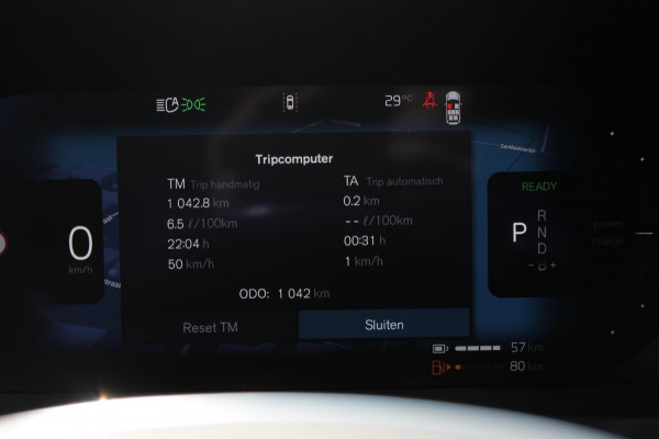 Volvo XC90 T8 406pk Automaat AWD Ultra Black Edition / Stoelmassage - en ventilatie / Luchtvering / Trekhaak / Panoramadak / Google services / Elektrisch bedienbare voorstoelen met geheugen / Stoelverwarming voor en achter