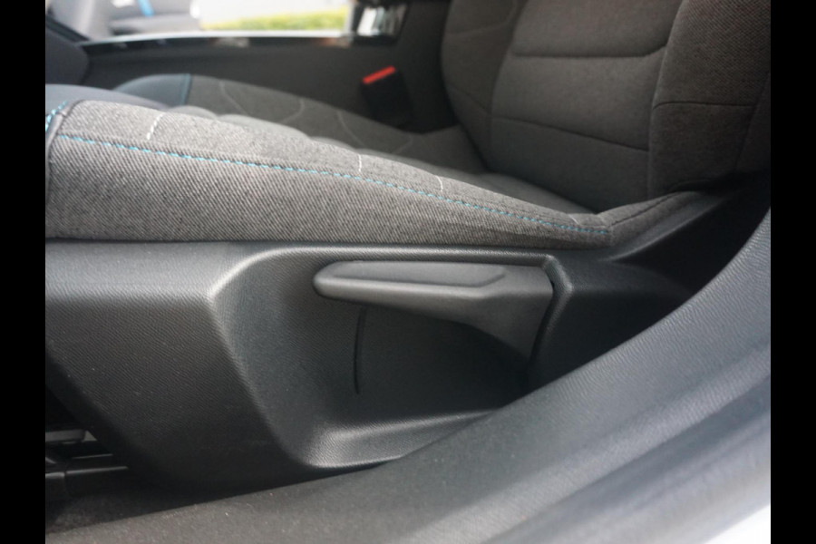 Citroën Ë-C4 Feel Pack 50 kWh 180° Camera | Keyless | Head-up display