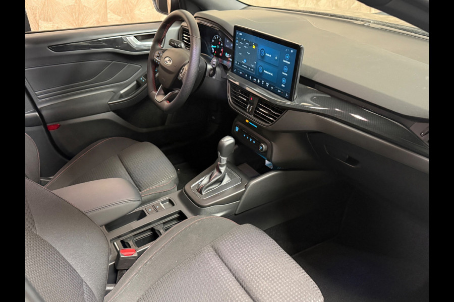 Ford FOCUS Wagon 1.0 EcoBoost Hybrid ST-Line | Led | Stoelverwarming | Carplay | Stuurverwarming | Parkeersensoren| Trekhaak