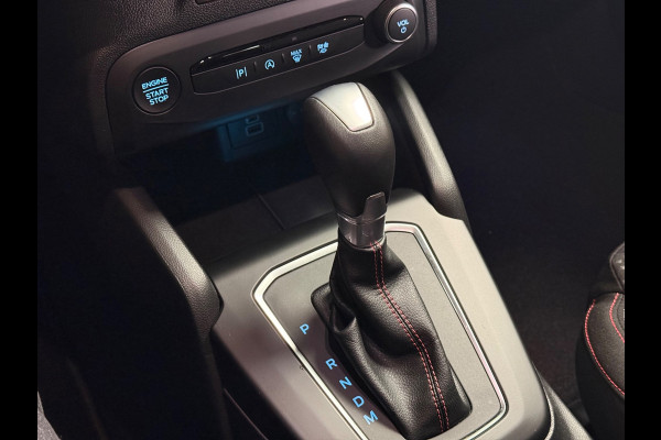 Ford FOCUS Wagon 1.0 EcoBoost Hybrid ST-Line | Led | Stoelverwarming | Carplay | Stuurverwarming | Parkeersensoren| Trekhaak