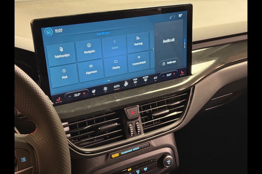 Ford FOCUS Wagon 1.0 EcoBoost Hybrid ST-Line | Led | Stoelverwarming | Carplay | Stuurverwarming | Parkeersensoren| Trekhaak