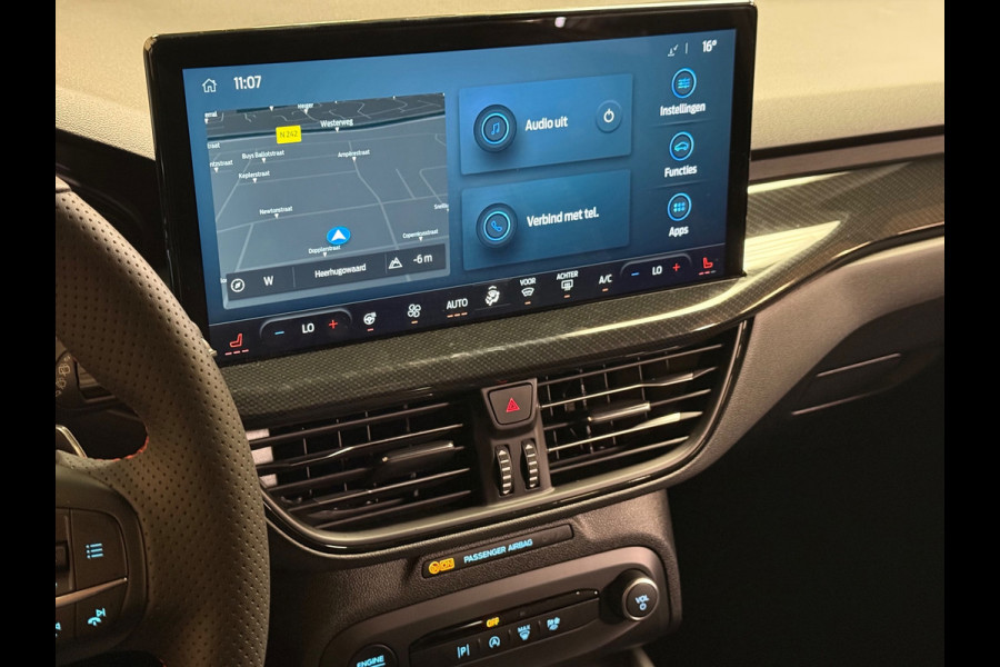 Ford FOCUS Wagon 1.0 EcoBoost Hybrid ST-Line | Led | Stoelverwarming | Carplay | Stuurverwarming | Parkeersensoren| Trekhaak