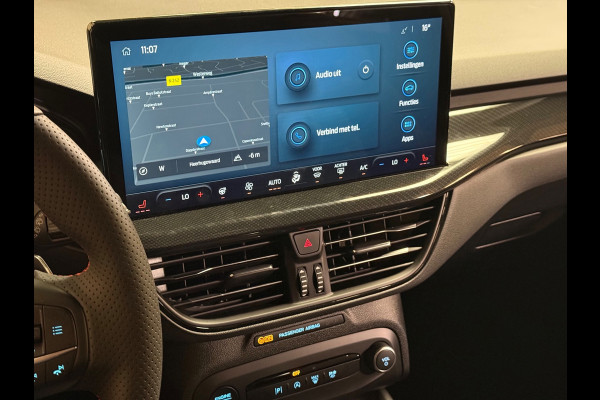 Ford FOCUS Wagon 1.0 EcoBoost Hybrid ST-Line | Led | Stoelverwarming | Carplay | Stuurverwarming | Parkeersensoren| Trekhaak