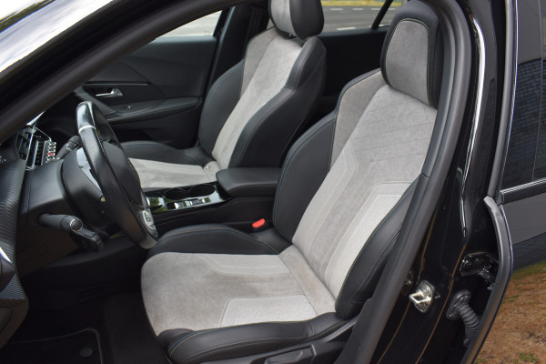 Peugeot e-2008 EV GT Première 50 kWh 1e eigenaar nl auto Panoramadak