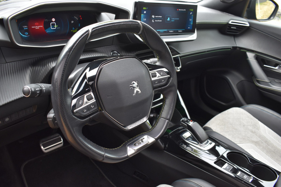 Peugeot e-2008 EV GT Première 50 kWh 1e eigenaar nl auto Panoramadak