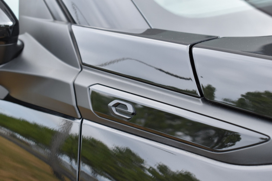 Peugeot e-2008 EV GT Première 50 kWh 1e eigenaar nl auto Panoramadak