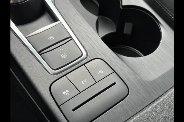 Ford Kuga 2.5 PHEV Titanium 225pk | Winterpack | Cruise Control | 1.500kg Trekgewicht
