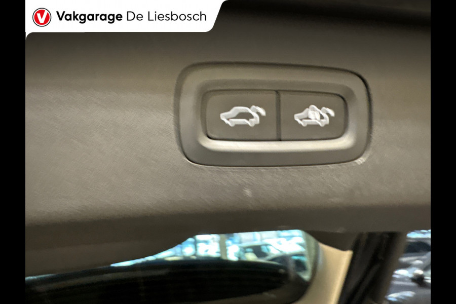 Lynk & Co 01 1.5 / pano / navi / camera / Infinity / memory / elec klep / Apple Android carplay