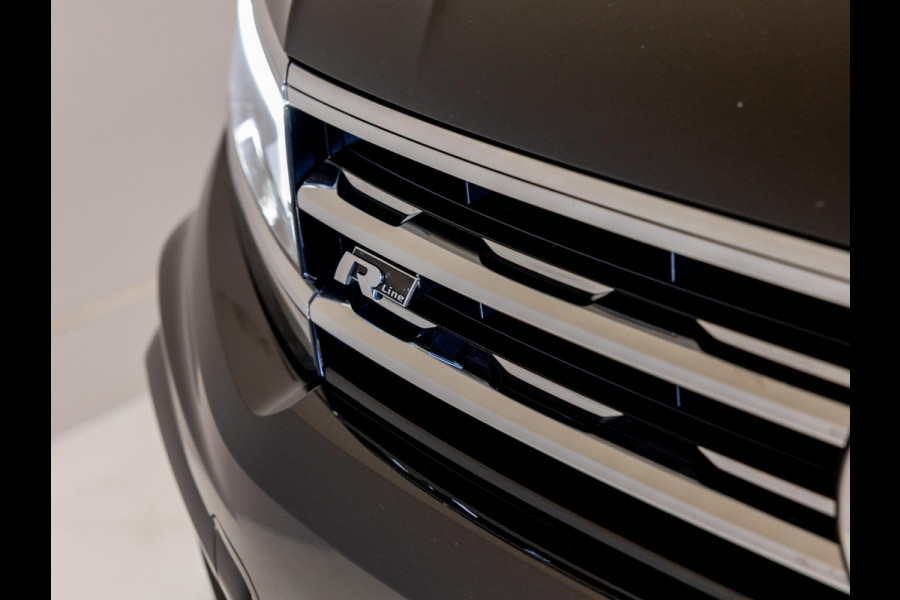 Volkswagen Tiguan 1.4 TSI 4Motion R-Line / 150pk / NL Auto / Panorama dak / Trekhaak / Rondomzicht camera / Leder /