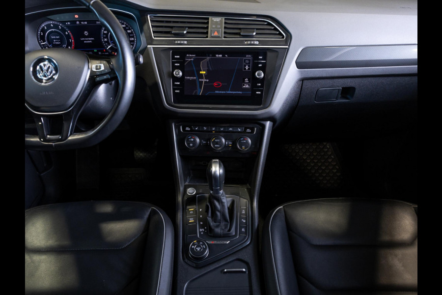 Volkswagen Tiguan 1.4 TSI 4Motion R-Line / 150pk / NL Auto / Panorama dak / Trekhaak / Rondomzicht camera / Leder /