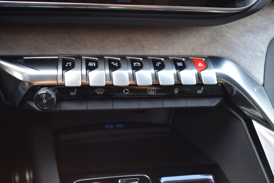 Peugeot 5008 1.2 GT 7-persoons Pano Automaat Navi