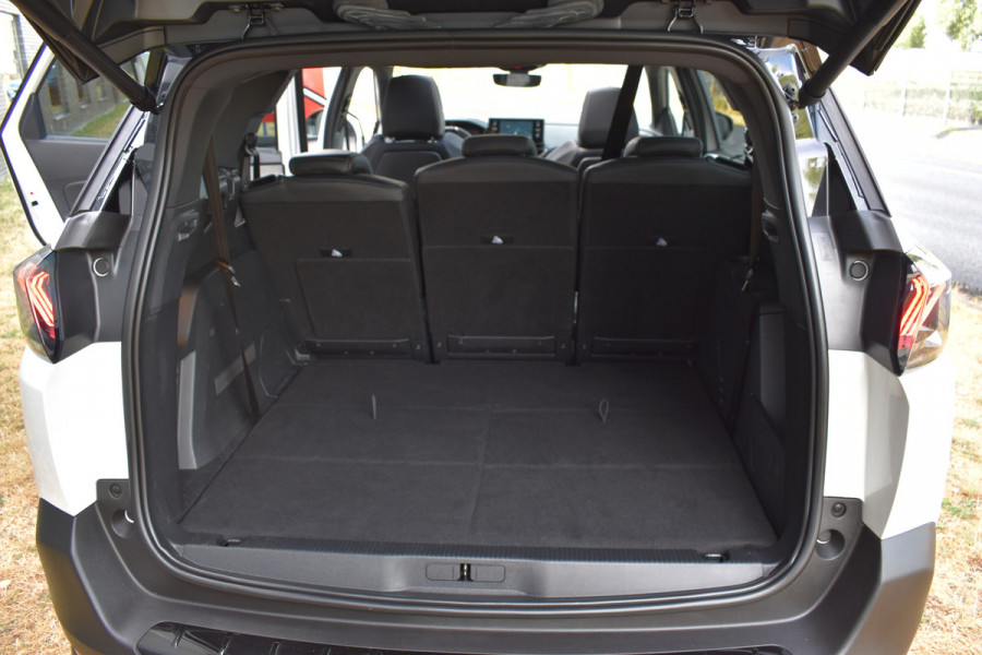 Peugeot 5008 1.2 GT 7-persoons Pano Automaat Navi