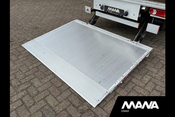 Volkswagen Crafter 35 2.0 TDI L4 Bakwagen Airco Carplay Laadklep 750kg Lat om Lat Lederen bekleding