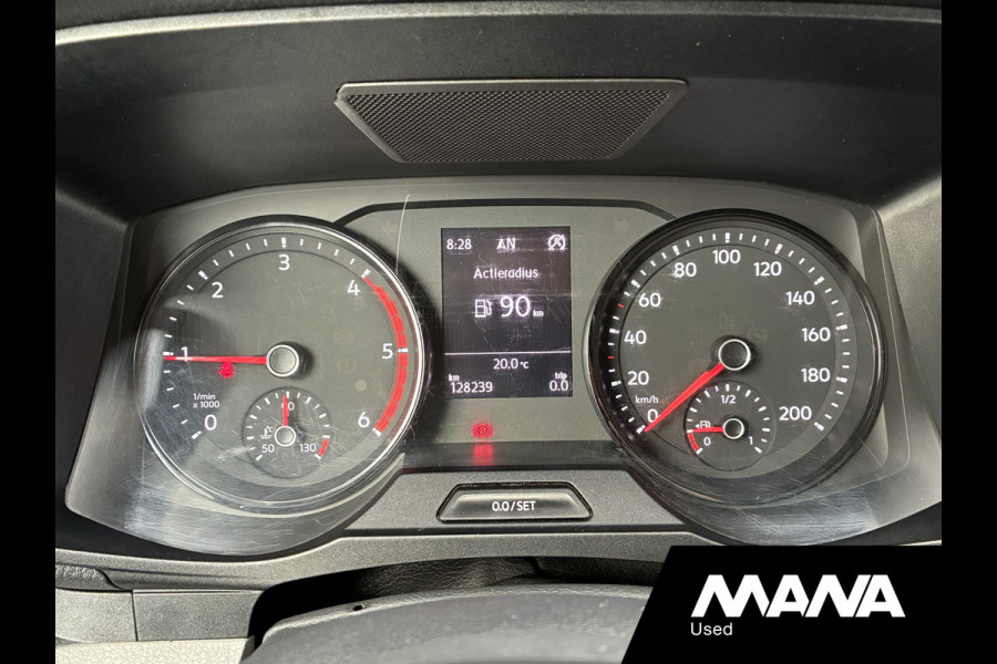 Volkswagen Crafter 35 2.0 TDI L4 Bakwagen Airco Carplay Laadklep 750kg Lat om Lat Lederen bekleding