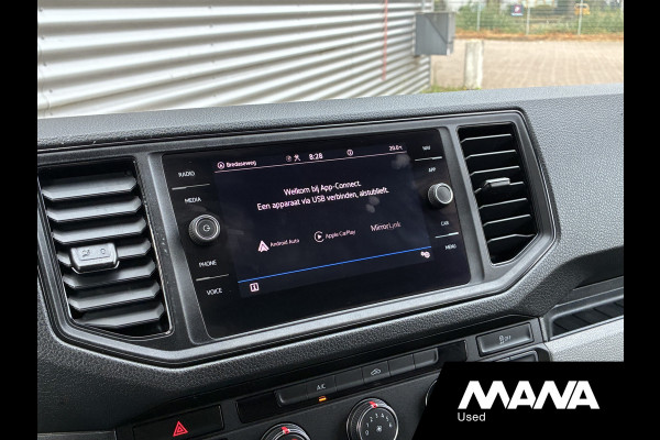 Volkswagen Crafter 35 2.0 TDI L4 Bakwagen Airco Carplay Laadklep 750kg Lat om Lat Lederen bekleding