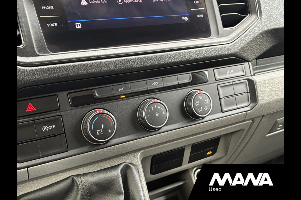 Volkswagen Crafter 35 2.0 TDI L4 Bakwagen Airco Carplay Laadklep 750kg Lat om Lat Lederen bekleding