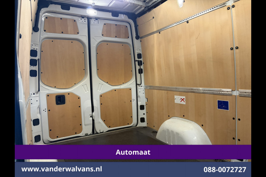 Mercedes-Benz Sprinter 317 CDI 170pk 9G-Tronic Automaat L2H2 Facelift Euro6 Airco | Camera | XXL Navigatie | Cruisecontrol | LED Chauffeursstoel, Parkeersensoren, Stoelverwarming, Bijrijdersbank