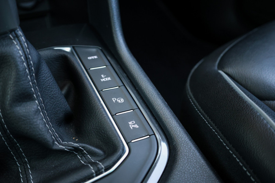 Volkswagen Tiguan 1.4 TSI eHybrid R-Line Business | BTW | 2X MEMORY | LEDER | 360 | IQ-LIGHT | STOEL&STUURVERW | KEYLESS |
