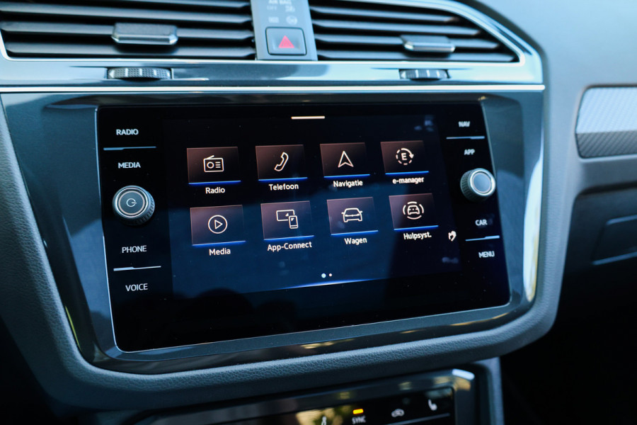Volkswagen Tiguan 1.4 TSI eHybrid R-Line Business | BTW | 2X MEMORY | LEDER | 360 | IQ-LIGHT | STOEL&STUURVERW | KEYLESS |