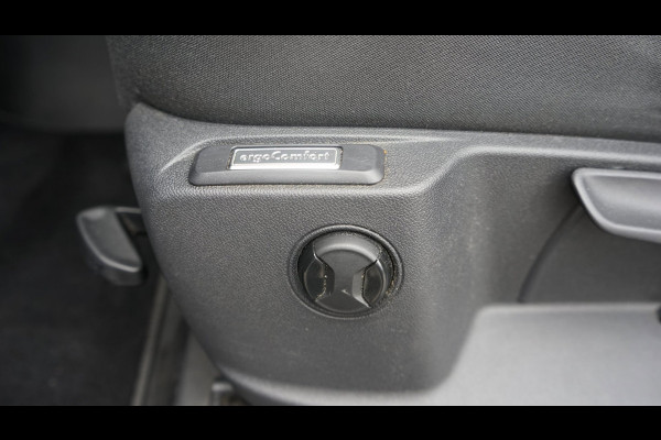Volkswagen Caddy 1.5 eTSI MAXTON DESIGN AUTOMAAT|BENZINE|CAMERA|CARPLAY|CRUISE|NAVIGATIE|PDC|STANDKACHEL|STOELVERWARMING|TREKHAAK